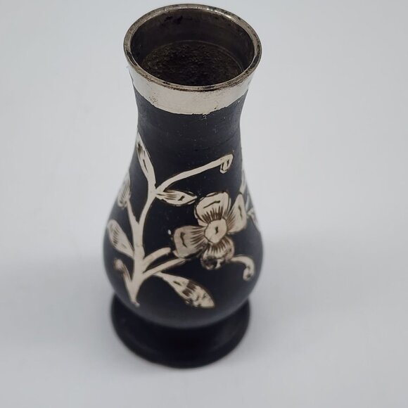 Vintage Black & Silver Miniature Floral Metal Vase With Engraved Base - Picture 2 of 10